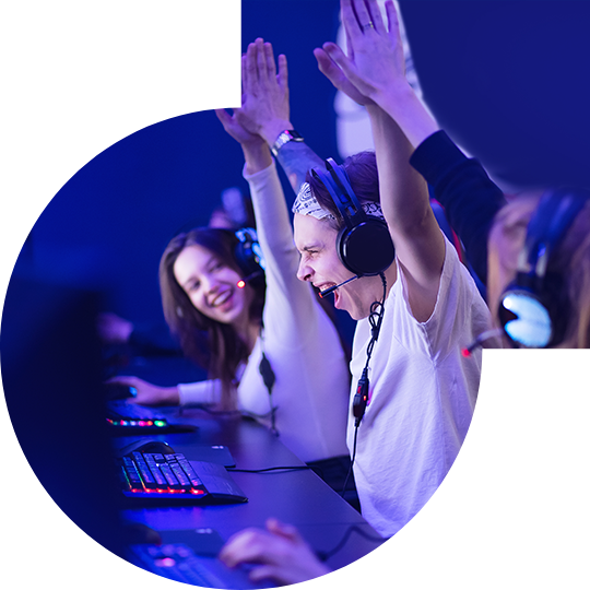 GGPoker独家双向驱动技术<br>让电竞玩家尽情享受极致高速快感